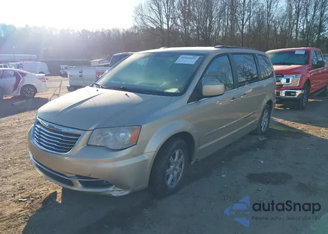 2011 Chrysler Town & Country Touring из США, поврежденный, VIN 2A4RR5DG7BR702093